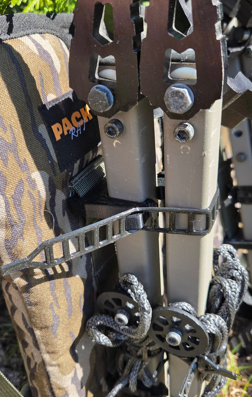 Twisted Iron Hunting Pack Rat Stick Clips (Set of 4)
